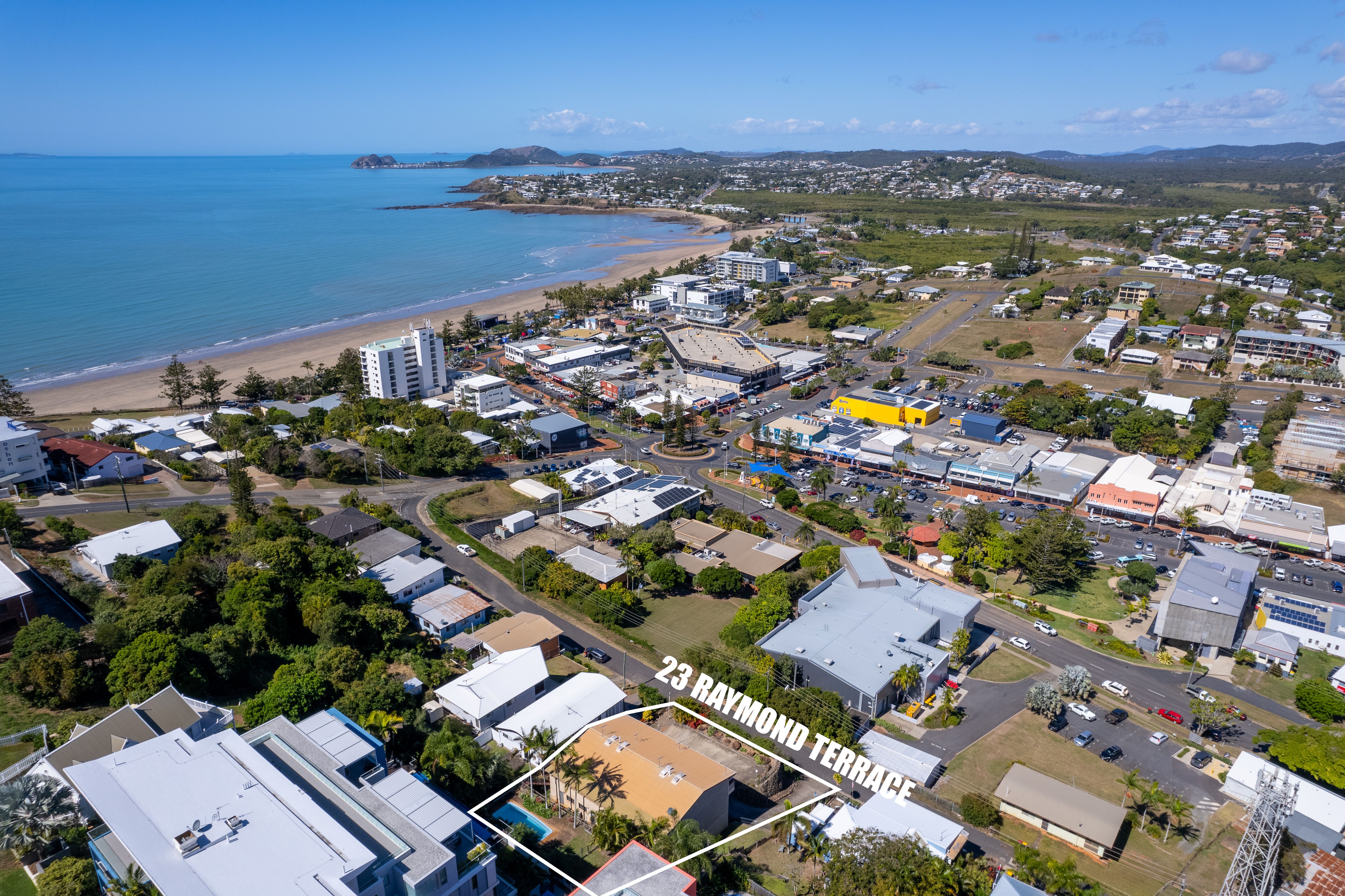 UNITS 1, 2 & 3 / 23-25 RAYMOND TERRACE, YEPPOON GREAT Passive Income Now, Re-Develop Later